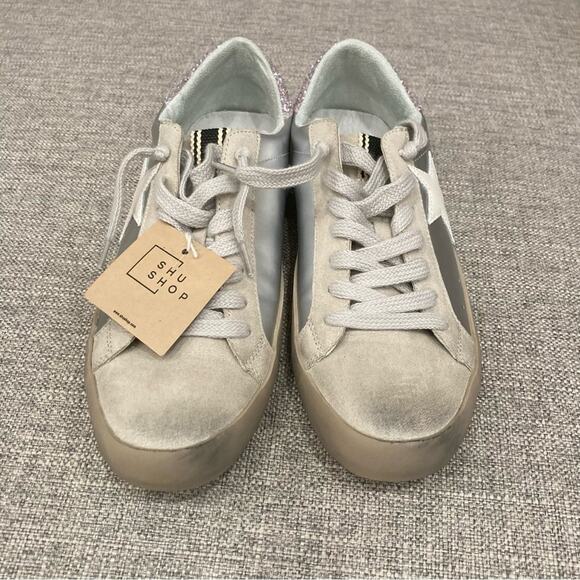 NEW ShuShop women’s Paula sneakers in Chrome NWT Size 7 - Picture 2 of 5